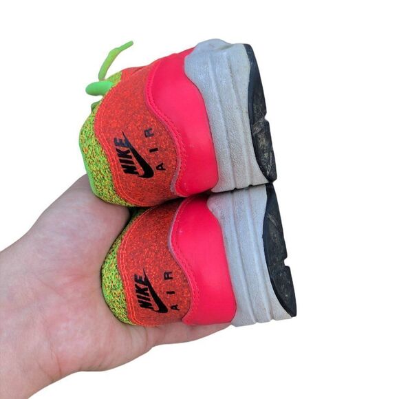 RARE 2016 Nike Air Max 1 SE Ghost Green Size 5.5 - Picture 2 of 16